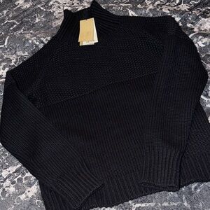 Burberry Black fisherman cashmere sweater
